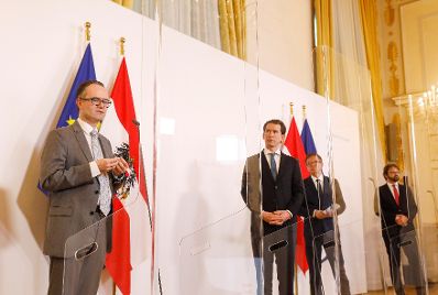 Am 29. Oktober 2020 fand eine Pressekonferenz nach dem Gespr&auml;ch mit Expertinnen und Experten zur Ressourcenlage an &Ouml;sterreichs Krankenh&auml;usern statt. Im Bild (v.l.n.r.) Klaus Markstaller, Leiter der der Universit&auml;tsklinik f&uuml;r An&auml;sthesie, Allgemeine Intensivmedizin und Schmerztherapie der MedUni Wien, Bundeskanzler Sebastian Kurz, Bundesminister Rudolf Anschober und Herwig Ostermann, Gesch&auml;ftsf&uuml;hrer der Gesundheit &Ouml;sterreich GmbH.