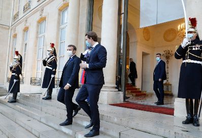 Am 10. November 2020 traf Bundeskanzler Sebastian Kurz (r.) im Rahmen seines Arbeitsbesuch in Paris den franz&ouml;sischen Staatspr&auml;sidenten Emmanuel Macron (l.).