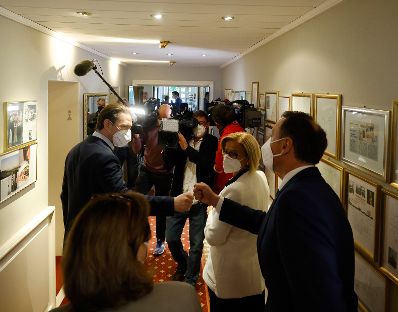 Am 17. Mai 2021 nahm Bundeskanzler Sebastian Kurz (im Bild) an der Pressekonferenz "Gastgeber f&uuml;r &Ouml;ffnung bereit" zur &Ouml;ffnung der Gastronomie und des Tourismus teil.