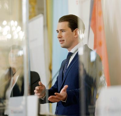 Am 28. Mai 2021 fand im Bundeskanzleramt eine Pressekonferenz im Rahmen des Corona-Gipfels "Aktuelle Lage - Weitere &Ouml;ffnungsschritte" statt. Im Bild Bundeskanzler Sebastian Kurz.
