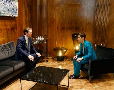 Am 18. Juni 2021 empfing Bundeskanzler Sebastian Kurz (l.) die Regierungschefs der Westbalkanstaaten zu einem Gipfeltreffen im Bundeskanzleramt. Im Bild mit Ana Brnabic (r.), Ministerpr&auml;sidentin von Serbien.