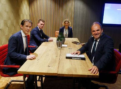 Am 22. Juni 2021 traf Bundeskanzler Sebastian Kurz (l.) im Rahmen seines Arbeitsbesuchs in Berlin den Vorstandsvorsitzenden der BASF SE Martin Bruderm&uuml;ller (r.).