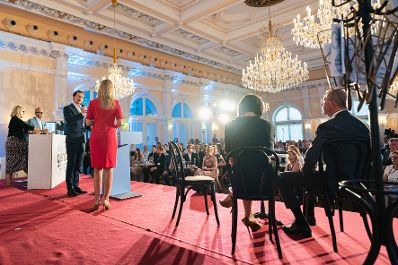 Am 8. Juli 2021 pr&auml;sentierten Bundeskanzler Sebastian Kurz und Bundesministerin Elisabeth K&ouml;stinger den &bdquo;Comeback-Plan f&uuml;r Tourismus&ldquo;.