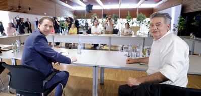 Am 28. Juli 2021 fand der Sommerministerrat der &Ouml;sterreichischen Bundesregierung statt. Im Bild Bundeskanzler Sebastian Kurz (l.) mit Vizekanzler Werner Kogler (r.).