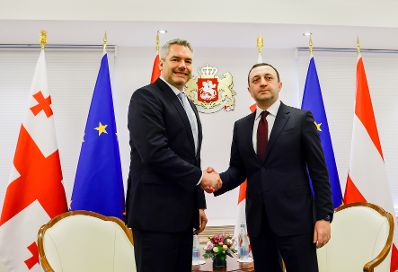 Am 30. J&auml;nner 2023 reiste Bundeskanzler Karl Nehammer (l.) zu einem Arbeitsbesuch nach Georgien. Im Bild mit dem georgischen Ministerpr&auml;sident Irakli Garibaschwili (r.).