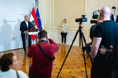 Am 25. Oktober 2024 gab Bundeskanzler Karl Nehammer ein Pressestatement.