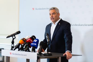 Am 25. Oktober 2024 gab Bundeskanzler Karl Nehammer (im Bild) ein Pressestatement.
