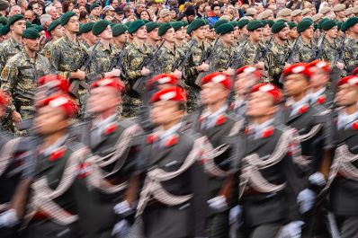 Am 26. Oktober 2024 hielt Bundeskanzler Karl Nehammer im Rahmen der Angelobung der Rekrutinnen und Rekruten des &ouml;sterreichischen Bundesheeres auf dem Wiener Heldenplatz eine Rede zum &Ouml;sterreichischen Nationalfeiertag.