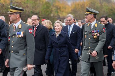 Am 26. Oktober 2024 fand anl&auml;sslich des Nationalfeiertages die traditionelle Kranzniederlegung im Weihraum am Wiener Heldenplatz statt.