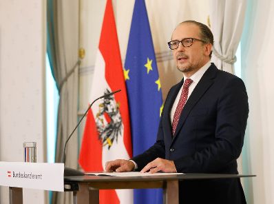 Am 11. Oktober 2021 gab Bundeskanzler Alexander Schallenberg (im Bild) ein Statement nach seiner Angelobung.