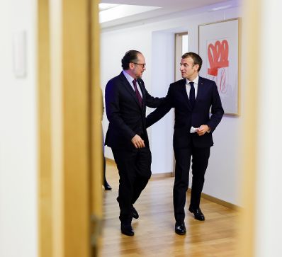 Am 22. Oktober 2021 war Bundeskanzler Alexander Schallenberg (l.) f&uuml;r den Europ&auml;ischen Rat in Br&uuml;ssel. Im Bild mit dem franz&ouml;sischen Staatspr&auml;sidenten Emmanuel Macron (r.).