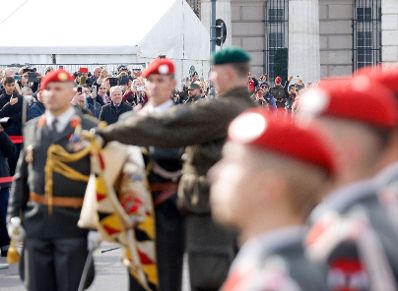 Am 26. Oktober 2021 hielt Bundeskanzler Alexander Schallenberg im Rahmen der Angelobung der Rekrutinnen und Rekruten des &ouml;sterreichischen Bundesheeres auf dem Wiener Heldenplatz eine Rede zum &Ouml;sterreichischen Nationalfeiertag.