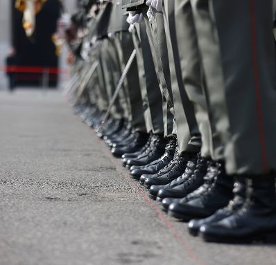 Am 26. Oktober 2021 hielt Bundeskanzler Alexander Schallenberg im Rahmen der Angelobung der Rekrutinnen und Rekruten des &ouml;sterreichischen Bundesheeres auf dem Wiener Heldenplatz eine Rede zum &Ouml;sterreichischen Nationalfeiertag.