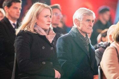 Am 02. November 2021 nahm Bundeskanzler Alexander Schallenberg an der Ehrung von Polizisten anl&auml;sslich des Terroranschlages in der Wiener Innenstadt im November 2020 teil. Im Bild Bundesministerin Susanne Raab (im Bild).