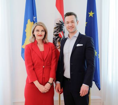 Am 29. J&auml;nner 2019 empfing Bundesminister Gernot Bl&uuml;mel (r.) die Ministerin f&uuml;r Europ&auml;ische Integration der Republik Kosovo, Dhurata Hoxha (l.) zu einem Gespr&auml;ch.