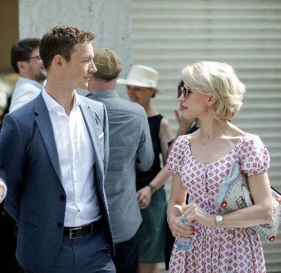 Am 24. Mai 2018 reiste Bundesminister Gernot Bl&uuml;mel (l.) anl&auml;sslich der Ausstellungser&ouml;ffnung im &Ouml;sterreich Pavillon auf der 16. Internationalen Architekturausstellung "La Biennale di Venezia" nach Venedig. Im Bild mit Aurelia Frick (r.), Ministerin f&uuml;r &Auml;u&szlig;eres, Justiz und Kultur des F&uuml;rstentums Liechtenstein.