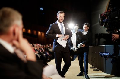 Am 18. Juli 2018 reiste Bundesminister Gernot Bl&uuml;mel anl&auml;sslich der Er&ouml;ffnung der Bregenzer Festspiele nach Bregenz.