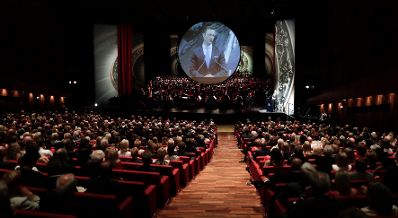Am 18. Juli 2018 reiste Bundesminister Gernot Bl&uuml;mel (im Bild) anl&auml;sslich der Er&ouml;ffnung der Bregenzer Festspiele nach Bregenz.