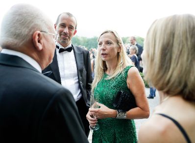 Am 26. Juli 2018 reiste Bundesminister Gernot Bl&uuml;mel anl&auml;sslich der Er&ouml;ffnung der Salzburger Festspiele nach Salzburg. Im Bild Bundesministerin Juliane Bogner-Strau&szlig; (r.) mit Gatte Erik Bogner (l.) beim Abendempfang.