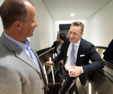 Am 27. September 2018 reiste Bundesminister Gernot Bl&uuml;mel (r.) in den Kosovo.