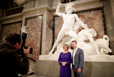 Am 5. November 2018 er&ouml;ffnete Bundesminister Gernot Bl&uuml;mel (r.) die Ausstellung &quot;Spitzmaus Mummy in a Coffin and other Treasures&quot; im Kunsthistorischen Museum. Im Bild mit der Generaldirektorin Sabine Haag (l.).