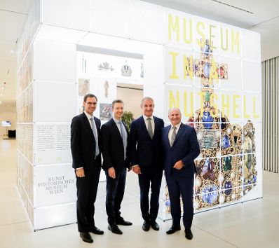 Am 15. November 2018 nahm Bundesminister Gernot Bl&uuml;mel (2.v.l.) an der Subsidiarit&auml;tskonferenz in Bregenz teil. Im Bild mit dem B&uuml;rgermeister von Bregenz Markus Linhart (2.v.r.).