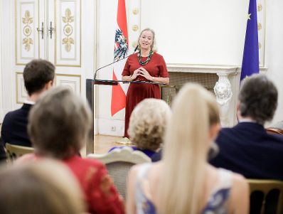 Am 23. November 2018 &uuml;berreichte Bundesminister Gernot Bl&uuml;mel das &Ouml;sterreichische Ehrenkreuz f&uuml;r Wissenschaft und Kunst an Heidi Go&euml;ss-Horten. Im Bild die Laudatorin Agnes Husslein-Arco.