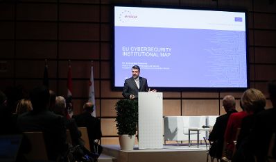 Am 3. Dezember 2018 nahm Bundesminister Gernot Bl&uuml;mel an der Cyber Security Conference teil.