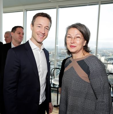 Am 6. Dezember 2018 fand im Ringturm eine Pressekonferenz zur Bekanntgabe der Nominierung des &Ouml;sterreichischen Filmpreises 2019 statt. Im Bild Bundesminister Gernot Bl&uuml;mel (l.) mit Sektionsleiterin Teresa Indjein.