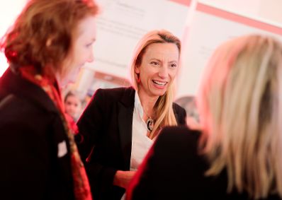 Am 29. J&auml;nner 2019 verlieh Bundesministerin Juliane Bogner-Strau&szlig; die Zertifikate f&uuml;r familienfreundliche Unternehmen.