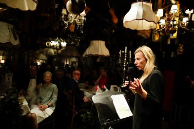 Am 12. Februar 2019 hielt Bundesministerin Juliane Bogner-Strau&szlig; Gru&szlig;worte bei der &bdquo;Happy Birthday Damenwahl Celebration&ldquo; der European Union of Women.