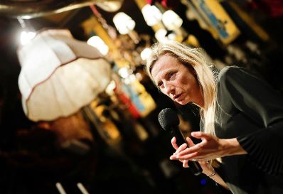 Am 12. Februar 2019 hielt Bundesministerin Juliane Bogner-Strau&szlig; Gru&szlig;worte bei der &bdquo;Happy Birthday Damenwahl Celebration&ldquo; der European Union of Women.