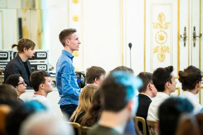 Am 28. Februar 2019 empfing Bundesministerin Juliane Bogner-Strau&szlig; Sch&uuml;lerinnen und Sch&uuml;ler der Initiative "Sch&uuml;lerInnen gestalten Wandel".