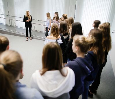 Am 25. April 2019 fand der 18. Girls' Day statt. Im Bild Bundesministerin Juliane Bogner-Strau&szlig; (l.) beim Jobtalks 2.0 for Girls!.