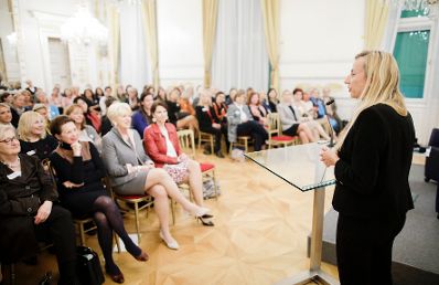 Am 29. April 2019 fand der Mentory Club im Bundeskanzleramt statt. Im Bild Bundesministerin Juliane Bogner-Strau&szlig; bei der Festansprache.