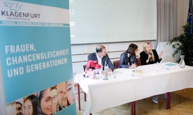 Am 30. April 2019 reiste Bundesministerin Juliane Bogner-Strau&szlig; anl&auml;sslich eines Bundesl&auml;ndertags nach K&auml;rnten. Im Bild beim Get together mit dem Klagenfurter Familienforum.
