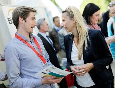 Am 01. Mai 2019 lud Bundesministerin Juliane Bogner-Strau&szlig; l&auml;dt gemeinsam mit Bundesministerin Elisabeth K&ouml;stinger zu einem Familienfest im Schlossgarten Sch&ouml;nbrunn ein.