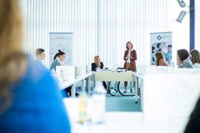 Am 3. Mai 2019 nahm Bundesministerin Juliane Bogner-Strau&szlig; (m.l.) am Vernetzungstreffen zum Thema Women Empowerment ein. Im Bild mit der IBM &Ouml;sterreich Generaldirektorin Patricia Neumann (m.r.).
