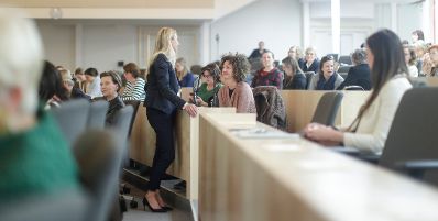 Am 7. Mai 2019 hielt Bundesministerin Juliane Bogner-Strau&szlig; einleitende Worte beim Abschlusssymposium &quot;FRAUEN - THEMEN, [die]&quot; anl&auml;sslich 100 Jahre Frauenwahlrecht.