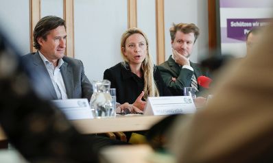 Am 10. Mai 2019 reiste Bundesministerin Juliane Bogner-Strau&szlig; anl&auml;sslich eines Bundesl&auml;ndertags nach Graz. Im Bild bei der Pressekonferenz &quot;Geb&auml;rmutterhalskrebs und HPV &ndash; Setzen wir dem ein Ende&quot;.