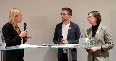 Am 6. Februar 2019 nahm Bundesministerin Juliane Bogner-Strau&szlig; bei der Pr&auml;sentation des Jugendpolitischen EU-Programms der Bundesjugendvertretung teil.