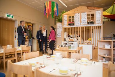 Am 1. Februar 2018 besuchte Bundesministerin Juliane Bogner-Strau&szlig; den heilp&auml;dagogischen Kindergarten Panoramagasse in Graz.