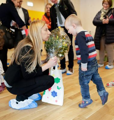 Am 23. M&auml;rz 2018 reiste Bundesministerin Juliane Bogner-Strau&szlig; (l.) im Zuge eines Bundesl&auml;ndertags in die Steiermark. Im Bild bei der Er&ouml;ffnung der Kinderkrippe in Mautern.