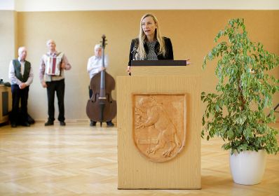 Am 23. M&auml;rz 2018 reiste Bundesministerin Juliane Bogner-Strau&szlig; (im Bild) im Zuge eines Bundesl&auml;ndertags in die Steiermark. Im Bild bei der Er&ouml;ffnung der Kinderkrippe in Mautern.