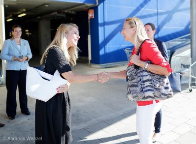 Am 4. Juni 2018 reiste Bundesministerin Juliane Bogner-Strau&szlig; (r.) im Zuge eines Bundesl&auml;ndertags nach K&auml;rnten. Im Bild beim Besuch als Podiumsgast bei Business Frauen Center - IKEA Fr&uuml;hst&uuml;ck "Mama im Management - Karriere &amp; Familie machbar...?"