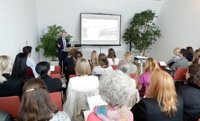 Am 25. Juni 2018 nahm Bundesministerin Juliane Bogner-Strau&szlig; an der Veranstaltungsreihe "Gleichstellung im Gespr&auml;ch" teil.