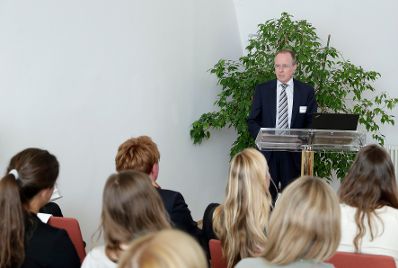 Am 25. Juni 2018 nahm Bundesministerin Juliane Bogner-Strau&szlig; an der Veranstaltungsreihe "Gleichstellung im Gespr&auml;ch" teil.