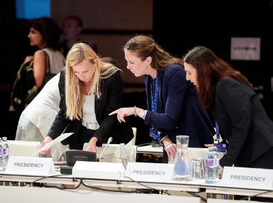 Am 23. Juli 2018 nahm Bundesministerin Juliane Bogner-Strau&szlig; (l.) im Rahmen des &ouml;sterreichischen Ratsvorsitzes an der Sitzung der High Level Group on Gender Mainstreaming teil.