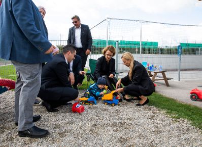 Am 24. September 2018 reiste Bundesministerin Juliane Bogner-Strau&szlig; (r.) anl&auml;sslich eines Bundesl&auml;ndertags nach Nieder&ouml;sterreich. Im Bild beim Besuch der "Tagesbetreuung Melk".