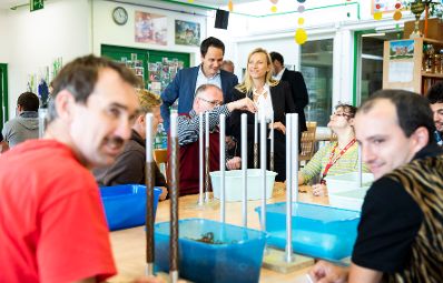 Am 24. September 2018 reiste Bundesministerin Juliane Bogner-Strau&szlig; anl&auml;sslich eines Bundesl&auml;ndertags nach Nieder&ouml;sterreich. Im Bild beim Besuch der Tagesst&auml;tte f&uuml;r Behinderte in Sankt P&ouml;lten.